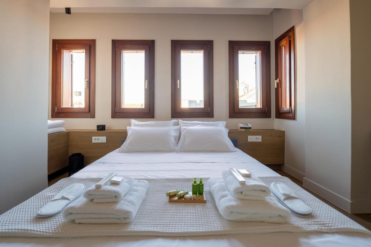 哈宁休息室及一室公寓酒店 干尼亞 外观 照片